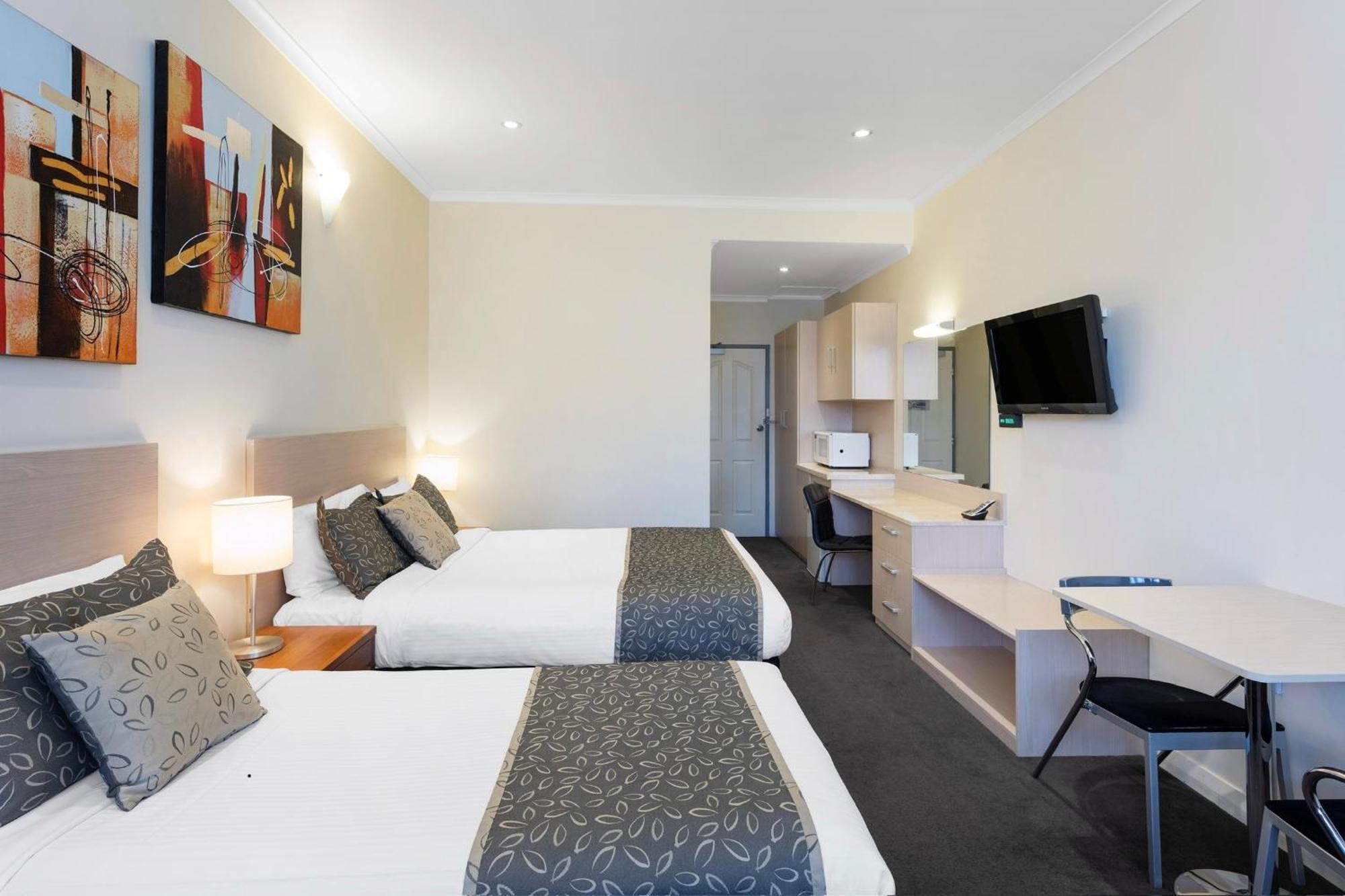 Adelaide Granada Motor Inn Екстер'єр фото