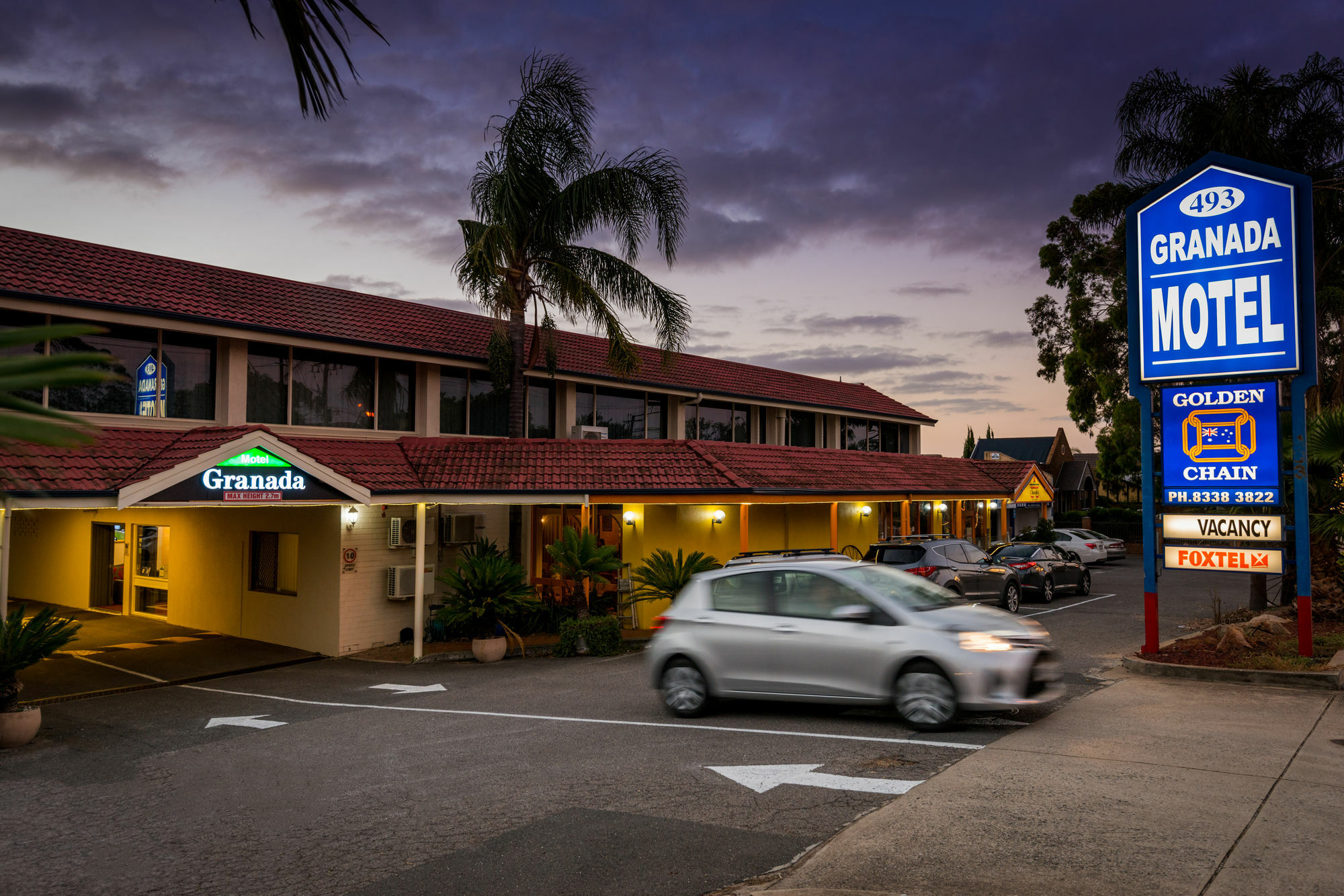 Adelaide Granada Motor Inn Екстер'єр фото