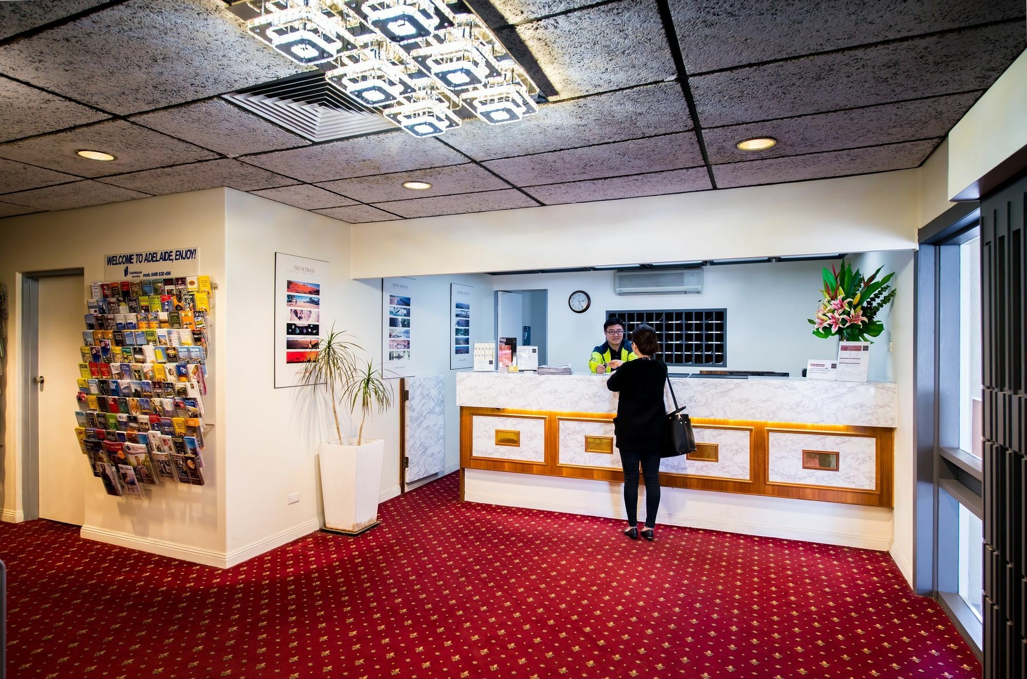 Adelaide Granada Motor Inn Екстер'єр фото
